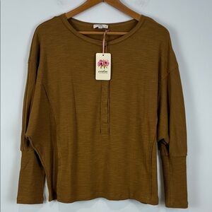 NWT entro Women’s Medium Waffle Knit Long Dolman Sleeve Henley Mustard Brown